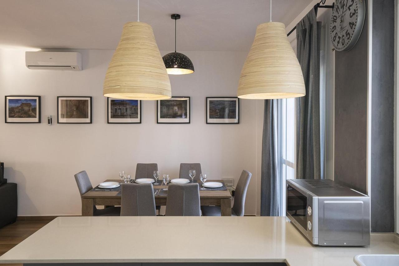 Beautiful Duplex Villa Chiclana de la Frontera Exterior photo